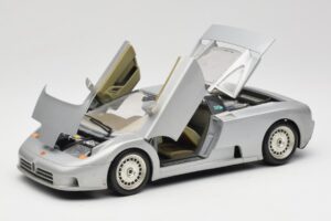 Bugatti EB110 Srebrny Bburago 1:18 3035-S Metal — zdjęcie 2 z 8