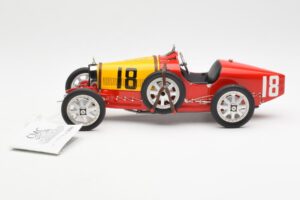Bugatti T35 National Colors Spain CMC 1:18 M-100-B-016 Metal — zdjęcie 3 z 6