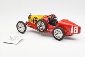 Bugatti T35 National Colors Spain CMC 1:18 M-100-B-016 Metal — zdjęcie 5 z 6