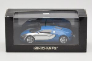 Bugatti Veyron Centenaire Niebiesko-Metaliczny Srebrny Minichamps 1:43 400110850 Metal — zdjęcie 4 z 4