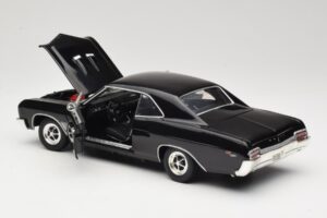 Buick GS 400 Czarny American Muscle 1:18 33086 Metal — zdjęcie 5 z 8