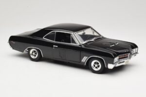 Buick GS 400 Czarny American Muscle 1:18 33086 Metal — zdjęcie 6 z 8