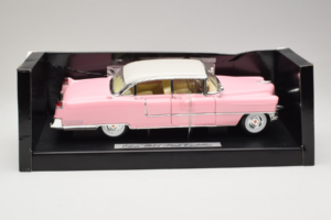 Cadillac Elvis Presley's Różowy MRC 1:18 79201 Metal
