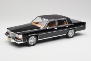 Cadillac Fleetwood Brougham Czarny MCG 1:18 MCG18250 Metal
