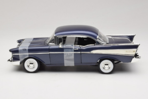 Chevrolet American Graffiti Movie Car American Muscle 1:18 36604 Metal — zdjęcie 2 z 4