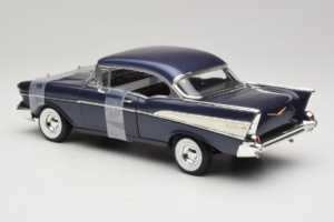 Chevrolet American Graffiti Movie Car American Muscle 1:18 36604 Metal — zdjęcie 3 z 4