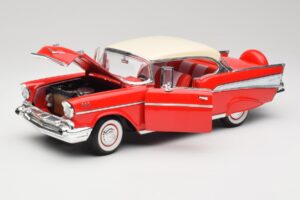 Chevrolet Bel Air Matador Czerwony & India Ivory Road Legends 1:18 92109 Metal — zdjęcie 2 z 8