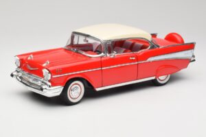 Chevrolet Bel Air Matador Czerwony & India Ivory Road Legends 1:18 92109 Metal
