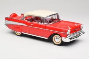 Chevrolet Bel Air Matador Czerwony & India Ivory Road Legends 1:18 92109 Metal — zdjęcie 6 z 8