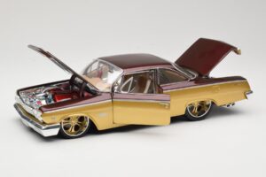 Chevrolet Bel Air Złoty & Brązowy Maisto 1:18 31064 Metal — zdjęcie 2 z 8