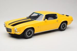 Chevrolet Camaro Z28 RS Daytona Yellow Otto 1:12 G085 Żywica