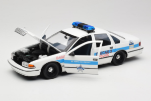 Chevrolet Caprice Chicago Policja UT Models 1:18 180142096 Metal — zdjęcie 2 z 8