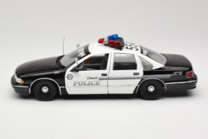 Chevrolet Caprice Glendale Policja UT Models 1:18 21026 Metal — zdjęcie 4 z 8