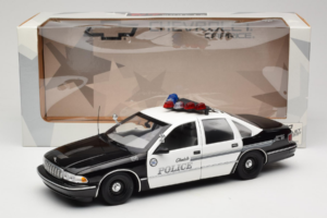 Chevrolet Caprice Glendale Policja UT Models 1:18 21026 Metal — zdjęcie 8 z 8