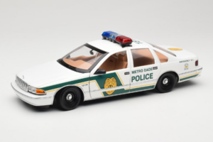 Chevrolet Caprice Metro Dade Policja UT Models 1:18 21024 Metal