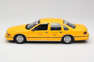 Chevrolet Caprice Taksówka NYC UT Models 1:18 180142095-O1 Metal — zdjęcie 4 z 8