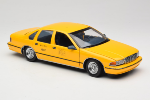 Chevrolet Caprice Taksówka NYC UT Models 1:18 180142095-O1 Metal — zdjęcie 6 z 8
