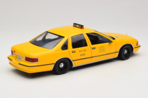 Chevrolet Caprice NYC Taxi UT Models 1:18 180142095 Metal — zdjęcie 3 z 8