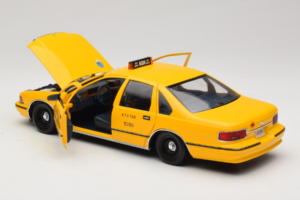 Chevrolet Caprice NYC Taxi UT Models 1:18 180142095 Metal — zdjęcie 5 z 8