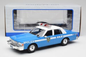 Chevrolet Caprice NYPD Radiowóz Policyjny MCG 1:18 MCG18360 Metal — zdjęcie 6 z 6