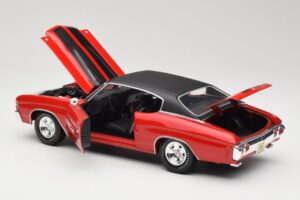 Chevrolet Chevelle SS 454 Czerwony Maisto 1:18 531892 Metal — zdjęcie 5 z 8