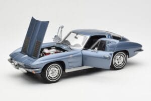 Chevrolet Corvette C2 Niebieskoszary Metaliczny AUTOart 1:18 71182 Metal — zdjęcie 2 z 8