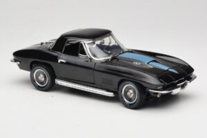 Chevrolet Corvette C2 Czarny American Muscle 1:18 AMM1099/06 Metal — zdjęcie 6 z 8