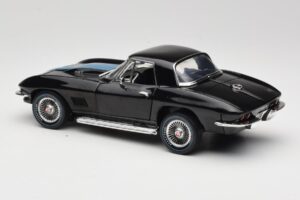 Chevrolet Corvette C2 Czarny American Muscle 1:18 AMM1099/06 Metal — zdjęcie 7 z 8