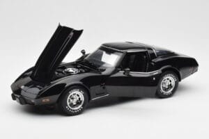 Chevrolet Corvette C3 Czarny UT Models 1:18 21071 Metal — zdjęcie 2 z 8