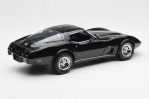 Chevrolet Corvette C3 Czarny UT Models 1:18 21071 Metal — zdjęcie 3 z 8