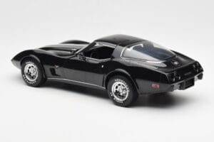 Chevrolet Corvette C3 Czarny UT Models 1:18 21071 Metal — zdjęcie 7 z 8