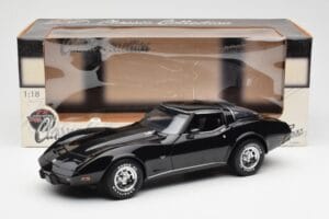 Chevrolet Corvette C3 Czarny UT Models 1:18 21071 Metal — zdjęcie 8 z 8