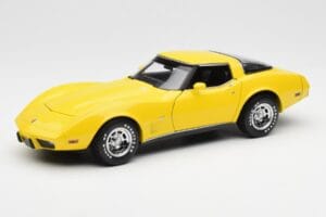 Chevrolet Corvette C3 Żółty UT Models 1:18 21074 Metal