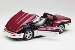Chevrolet Corvette C4 Indy 500 Pace Car Maisto 1:18 56011 Metal — zdjęcie 2 z 8