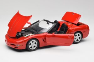 Chevrolet Corvette C5 Kabriolet Torch Czerwony Maisto 1:18 50318 Metal — zdjęcie 2 z 8