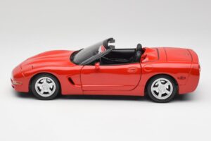 Chevrolet Corvette C5 Kabriolet Torch Czerwony Maisto 1:18 50318 Metal — zdjęcie 4 z 8
