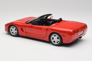 Chevrolet Corvette C5 Kabriolet Torch Czerwony Maisto 1:18 50318 Metal — zdjęcie 7 z 8