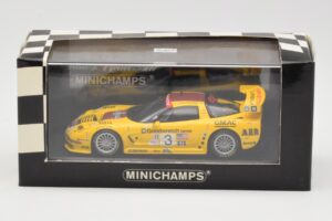 Chevrolet Corvette C5-R #3 R. Fellows / J. O'Connell / O. Gavin ALMS Petit Le Mans 2002 Minichamps 1:43 400021493 Metal — zdjęcie 4 z 4