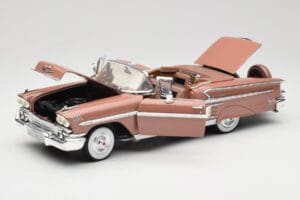 Chevrolet Impala Kabriolet Brązowy Motormax 1:18 73112 Metal — zdjęcie 2 z 8