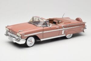 Chevrolet Impala Kabriolet Brązowy Motormax 1:18 73112 Metal