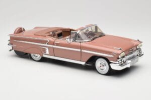 Chevrolet Impala Kabriolet Brązowy Motormax 1:18 73112 Metal — zdjęcie 6 z 8