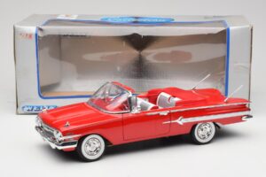Chevrolet Impala Kabriolet Czerwony Welly 1:18 9864W Metal — zdjęcie 8 z 8