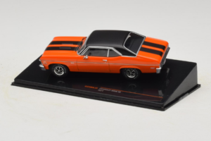 Chevrolet Nova SS Czerwony IXO 1:43 CLC596N Metal — zdjęcie 3 z 4
