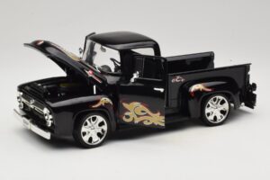 Chevrolet Old School Cody Project Truck & Chopper Set Joyride 1:18 33911 Metal — zdjęcie 2 z 8