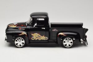 Chevrolet Old School Cody Project Truck & Chopper Set Joyride 1:18 33911 Metal — zdjęcie 4 z 8