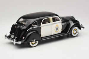Chrysler Airflow Radiowóz Policyjny Signature Models 1:18 CCSM01 Metal — zdjęcie 2 z 6