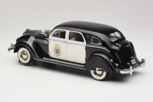 Chrysler Airflow Radiowóz Policyjny Signature Models 1:18 CCSM01 Metal — zdjęcie 5 z 6
