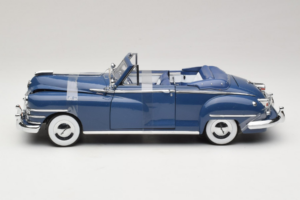 Chrysler New Yorker Niebieski Signature Models 1:18 CT-68629 Metal — zdjęcie 3 z 6