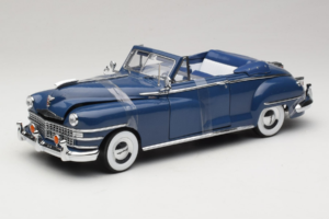 Chrysler New Yorker Niebieski Signature Models 1:18 CT-68629 Metal