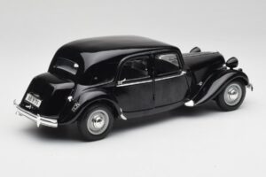 Citroen 15CV 6 Cyl Czarny Maisto 1:18 31821 Metal — zdjęcie 3 z 8